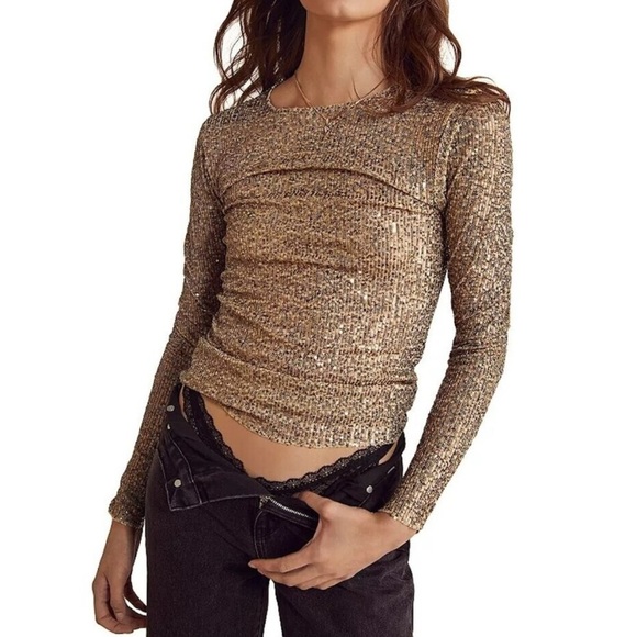 Free People Gold Sequin Crew Neck Long Sleeve Top Pull Over NWT - Picture 1 of 13